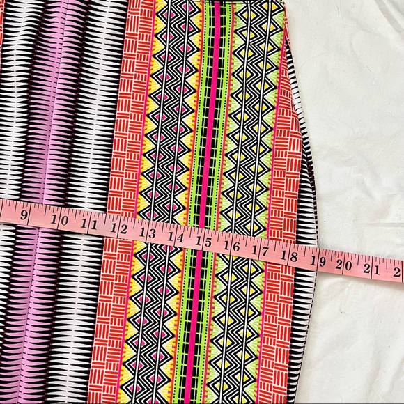 Bisou Bisou Multicolor Geometric Pencil Skirt - Picture 6 of 6